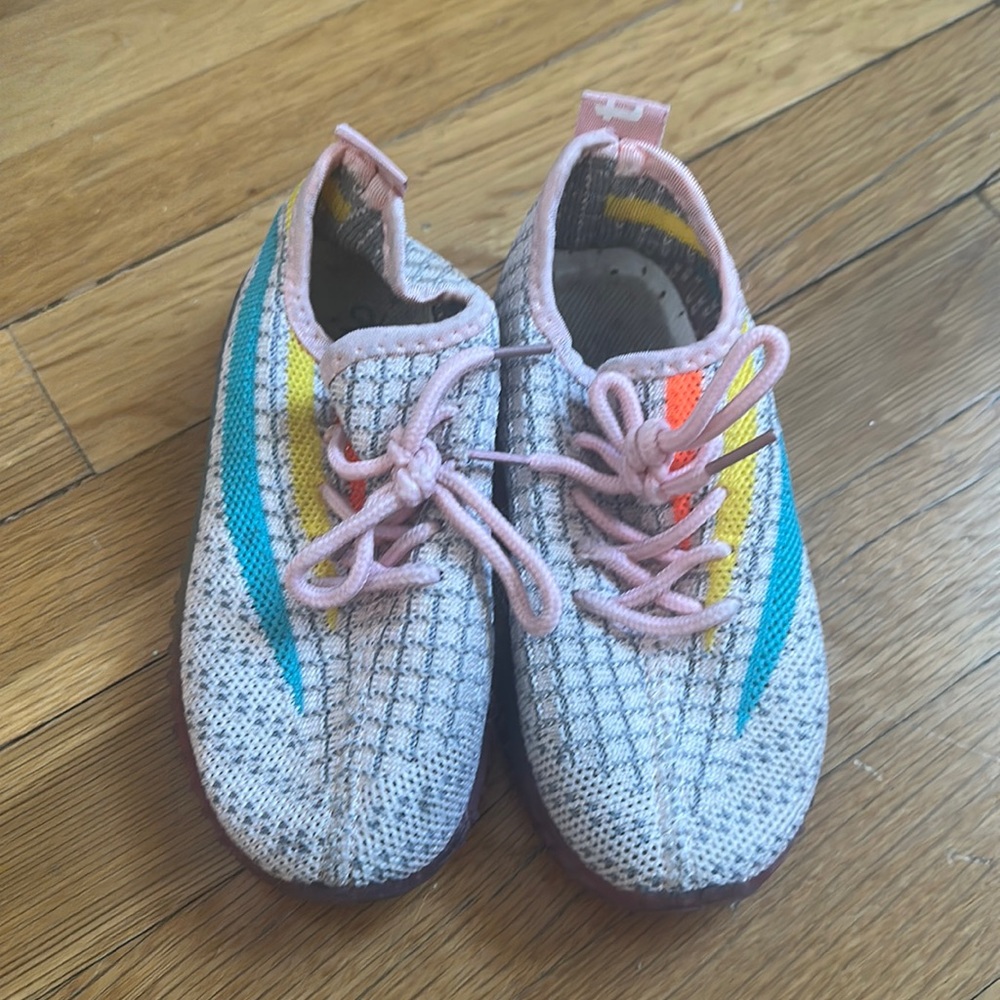 Lola & The Boys Rainbow Sneaker
